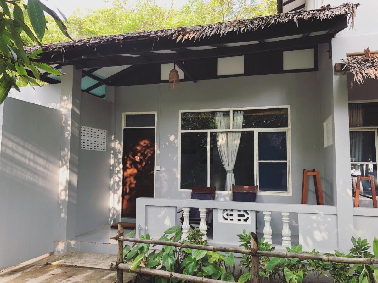 Lagoon Ngapali Beach Lodge Bagian luar foto